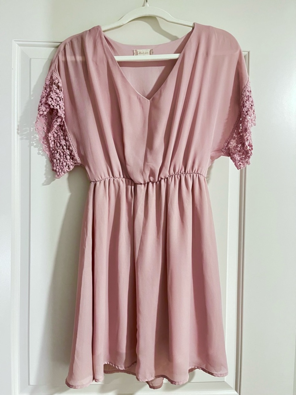 Altar’d State Pink V-Neck Crochet Sleeve Mini Dress Size Small